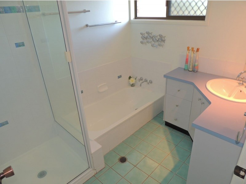 96 Gretel Drive, Clinton QLD 4680