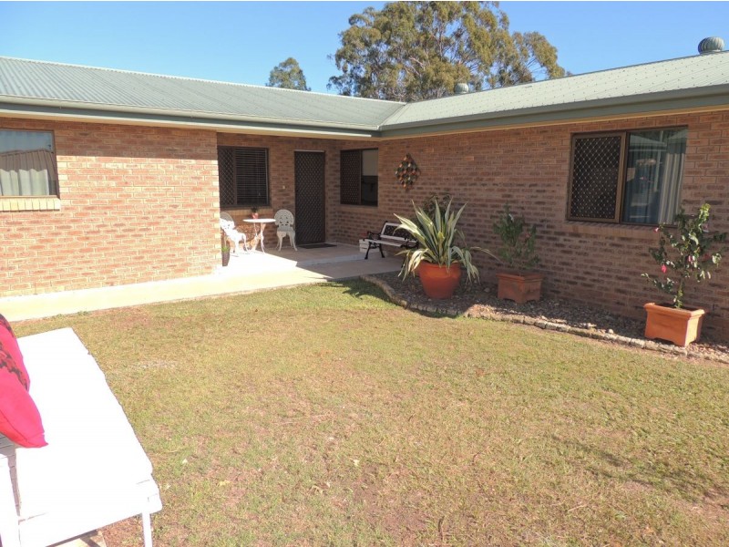 96 Gretel Drive, Clinton QLD 4680