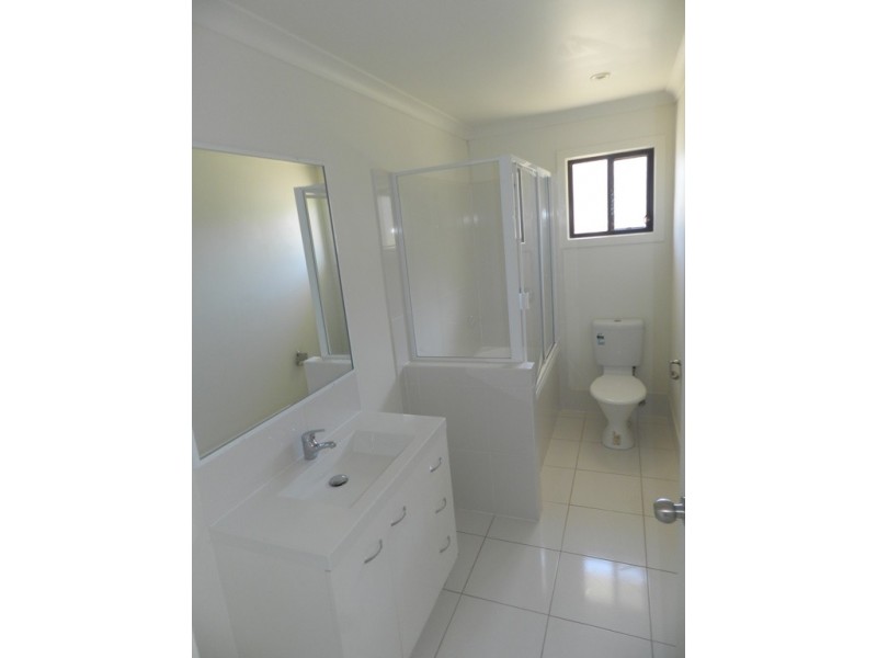 21 Stoneybrook Drive, Glen Eden QLD 4680