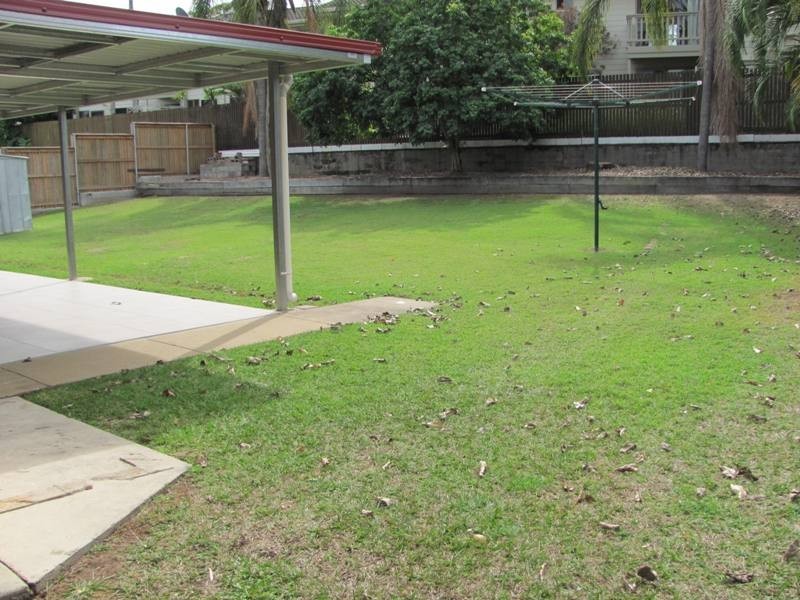 24 Parkside Street, Tannum Sands QLD 4680