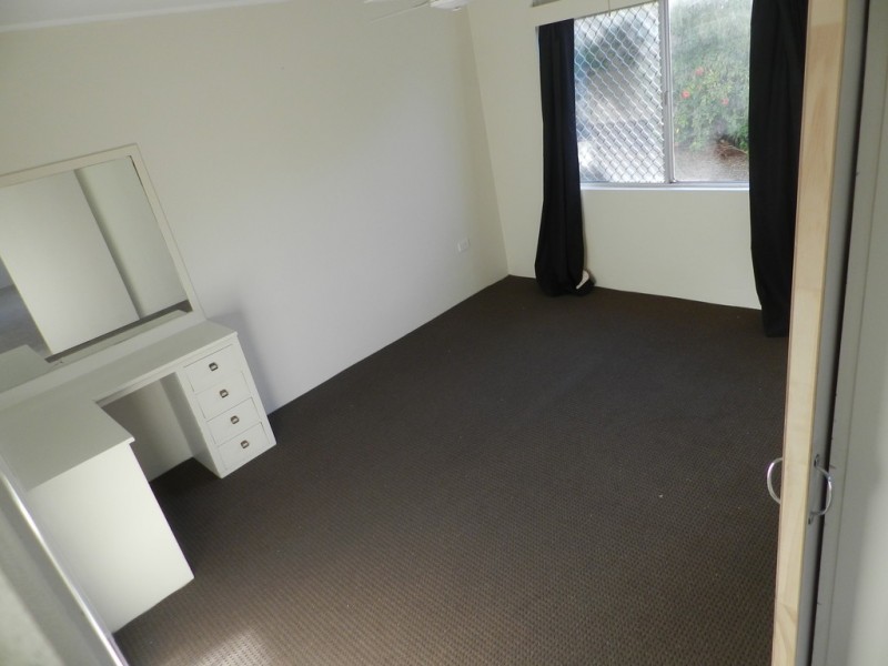 2/58 Fisher Street, Gladstone QLD 4680