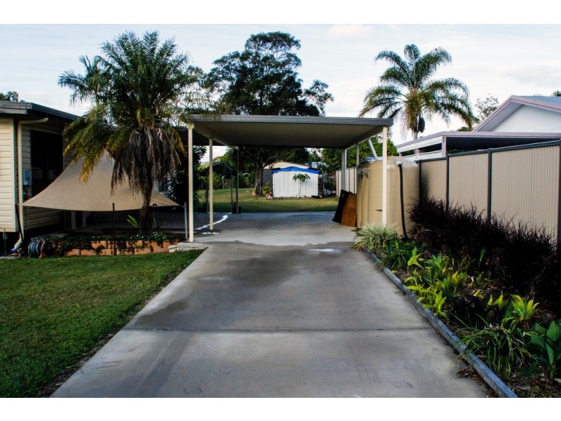 6 Kent Street, Bororen QLD 4678