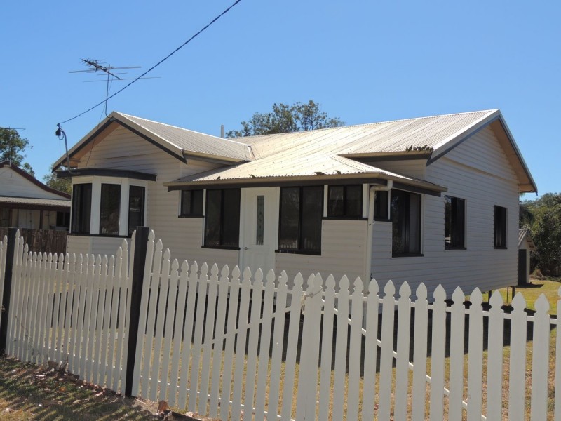 48 BUTLER STREET, Yarwun QLD 4694
