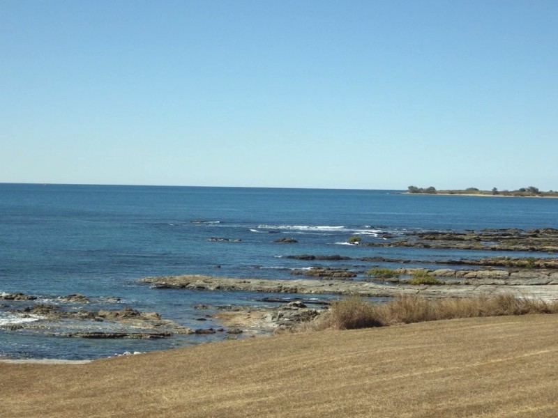 7 Seaview Esplanade, Curtis Island QLD 4680