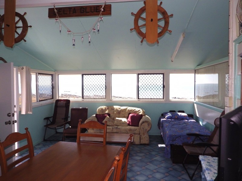 7 Seaview Esplanade, Curtis Island QLD 4680