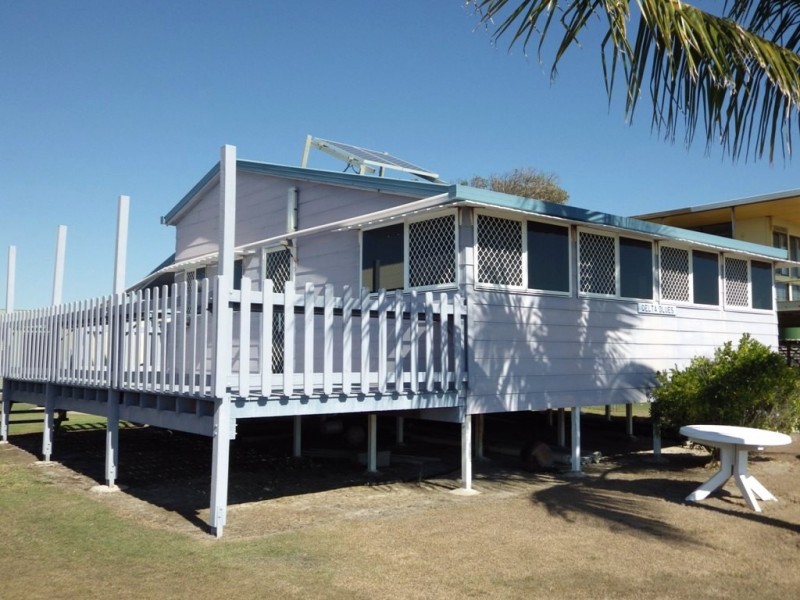 7 Seaview Esplanade, Curtis Island QLD 4680