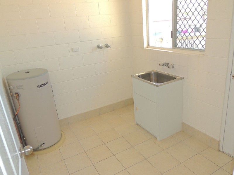 20 SALMON STREET, Toolooa QLD 4680