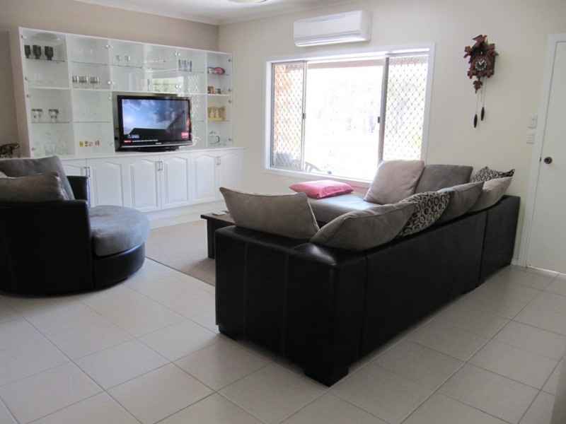 231 Awoonga Dam Road, Benaraby QLD 4680