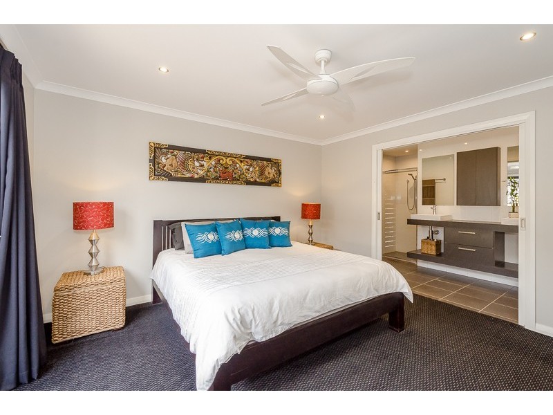54 Hennie Drive, Benaraby QLD 4680