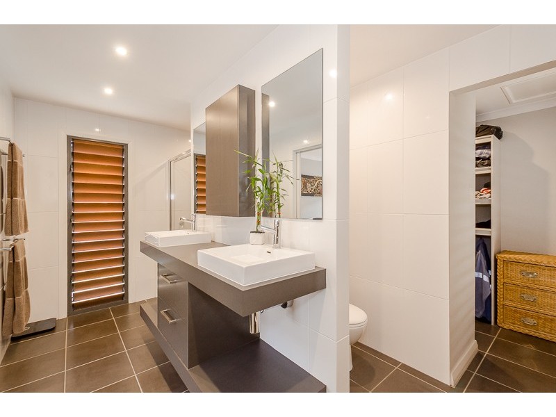 54 Hennie Drive, Benaraby QLD 4680