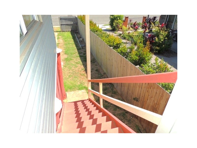 16 Fowler Street, West Gladstone QLD 4680