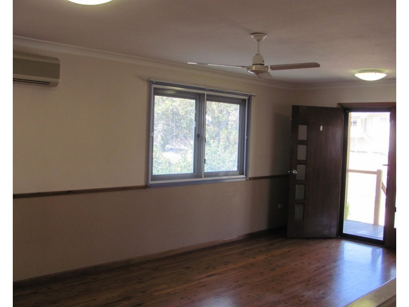 24 Watt Street, West Gladstone QLD 4680