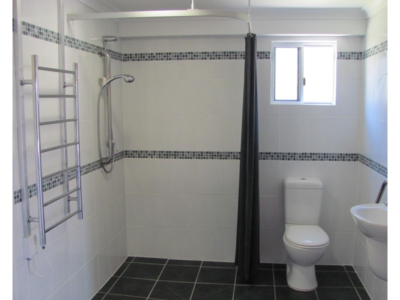 24 Watt Street, West Gladstone QLD 4680