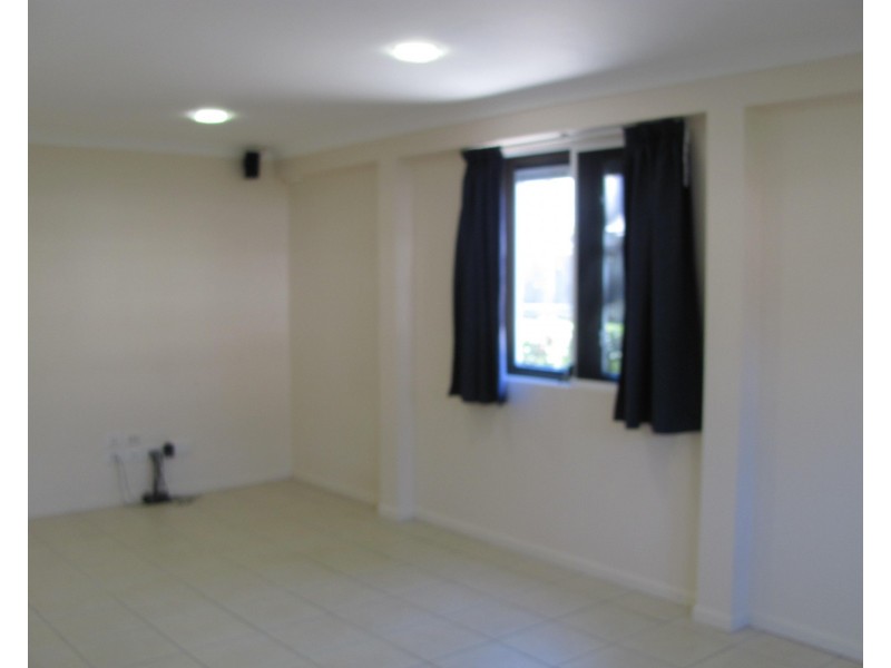 24 Watt Street, West Gladstone QLD 4680