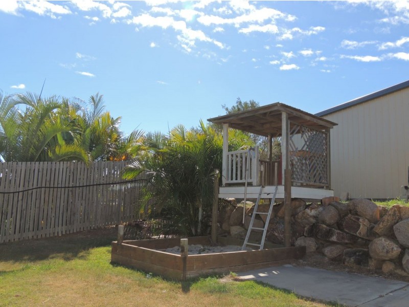 116 PENDA AVENUE, New Auckland QLD 4680