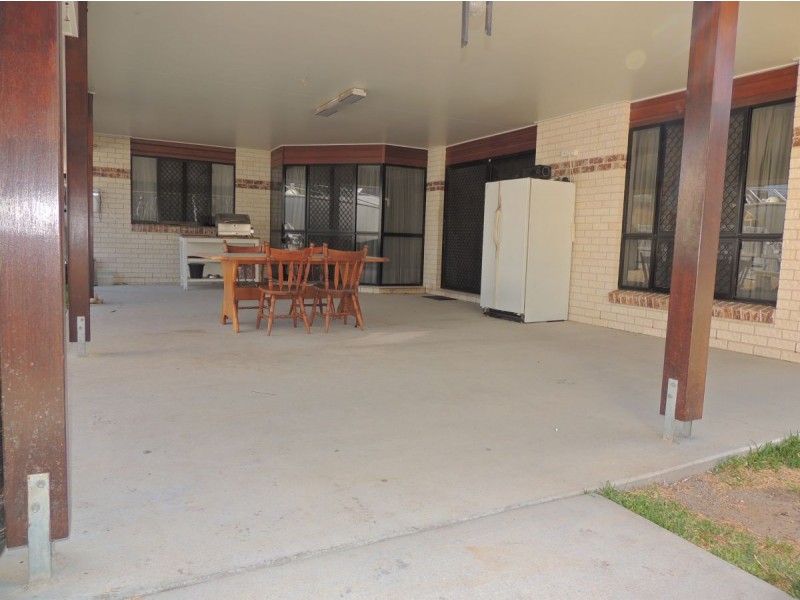 15 JOHNSON STREET, Glen Eden QLD 4680