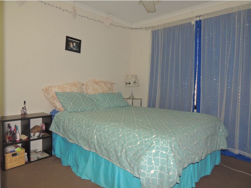 15 JOHNSON STREET, Glen Eden QLD 4680