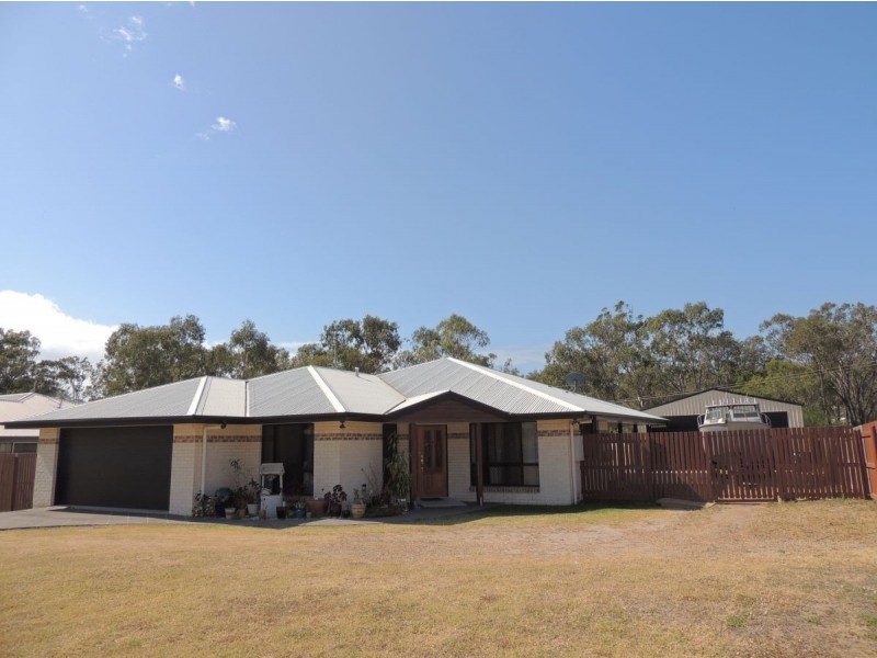15 JOHNSON STREET, Glen Eden QLD 4680