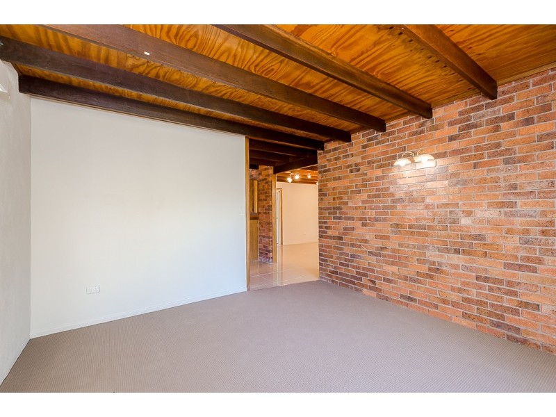 35 Allunga Drive, Glen Eden QLD 4680