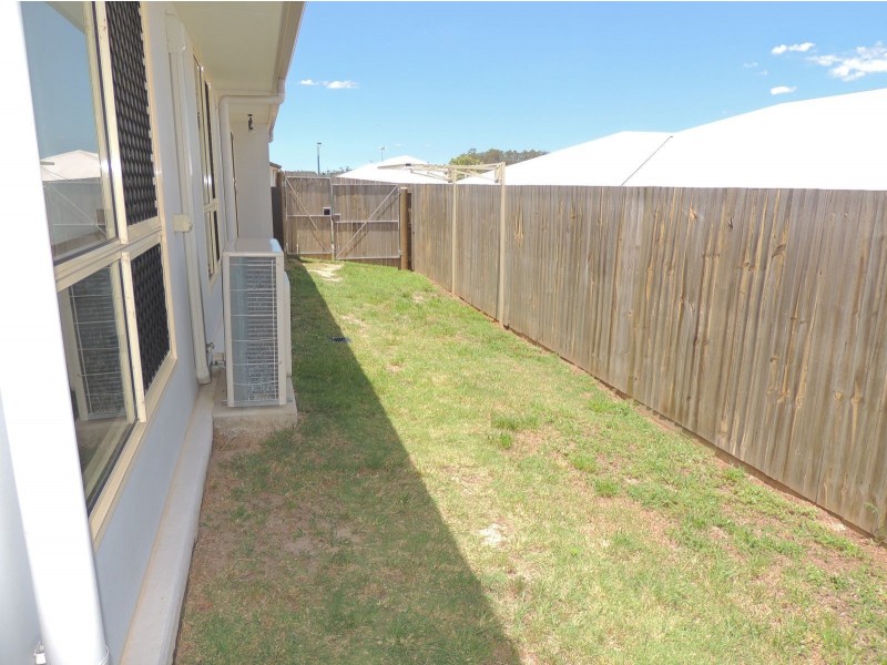 52 BRIFFNEY STREET, Kirkwood QLD 4680