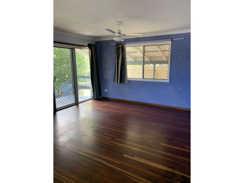 3 Lomas Street, West Gladstone QLD 4680