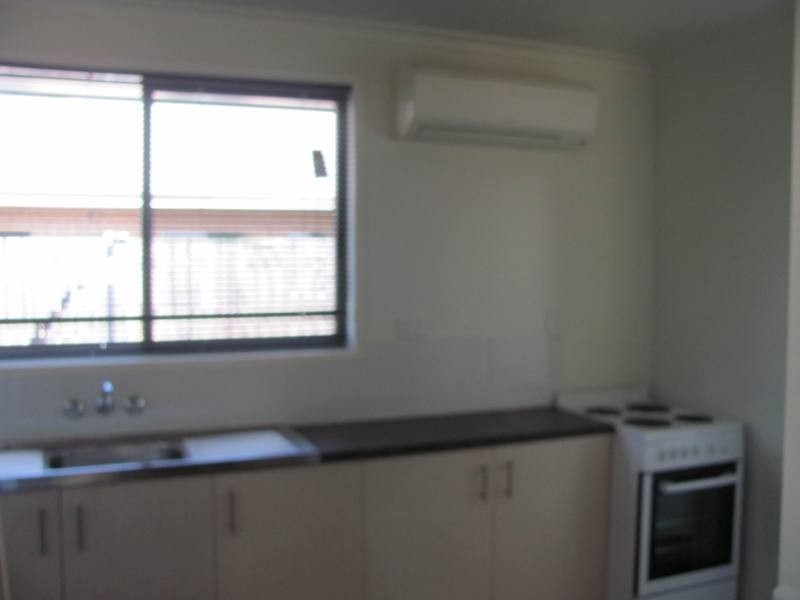 1/17 Malpas Street, Boyne Island QLD 4680