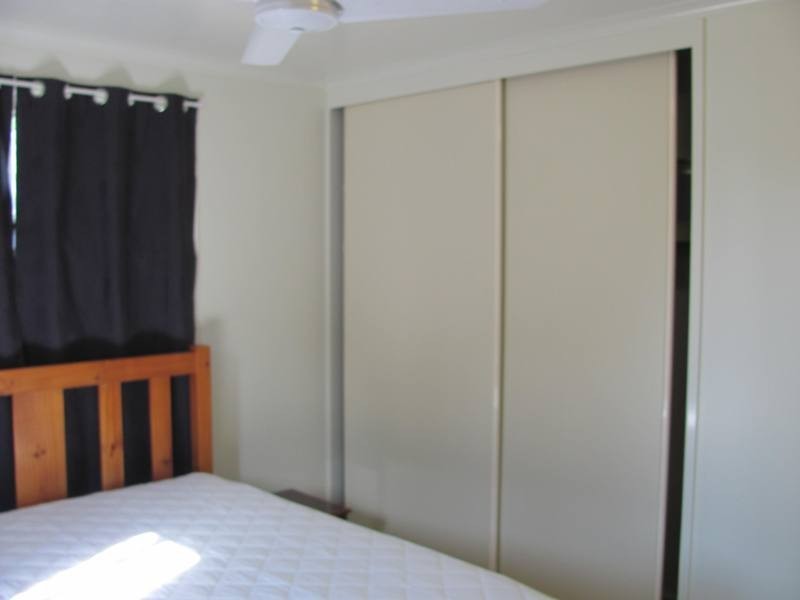 1/17 Malpas Street, Boyne Island QLD 4680