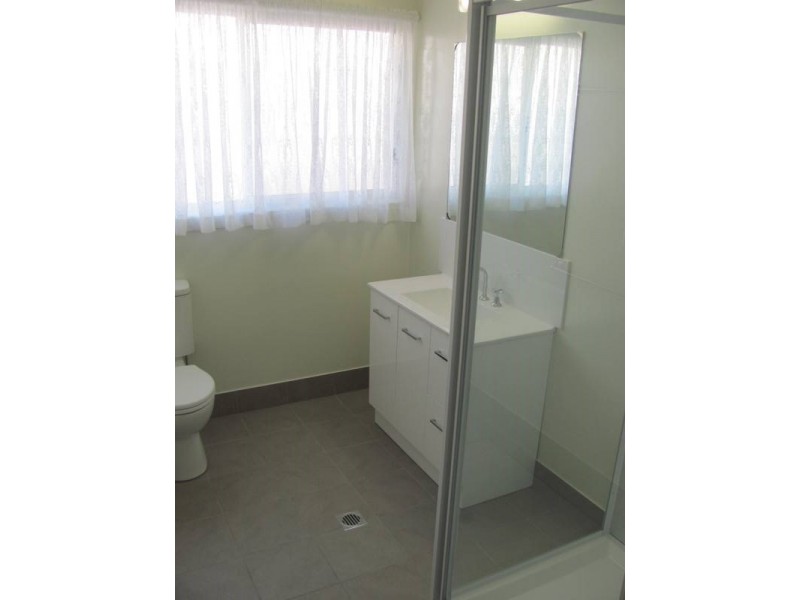1/17 Malpas Street, Boyne Island QLD 4680