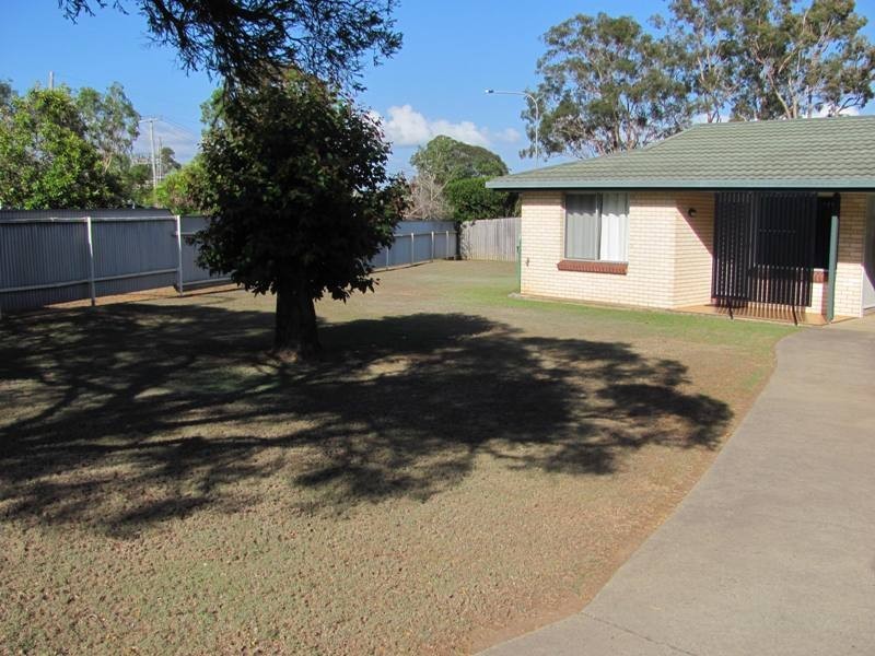 1/17 Malpas Street, Boyne Island QLD 4680
