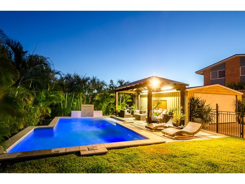13 Williamson Street, West Gladstone QLD 4680