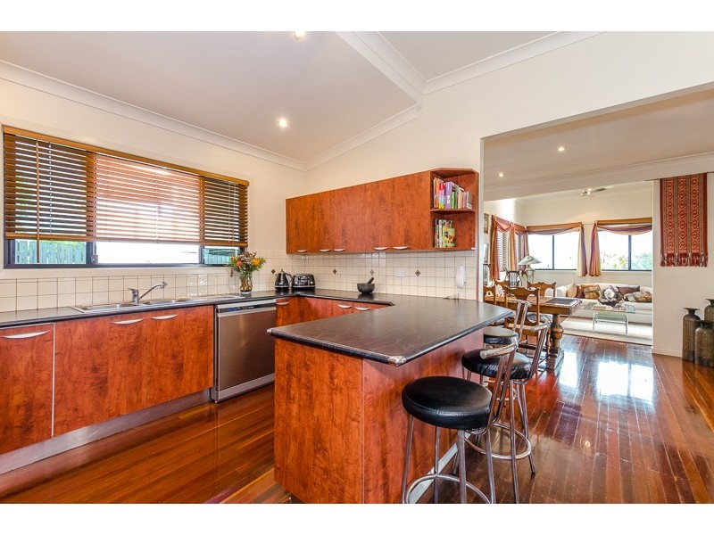 13 Williamson Street, West Gladstone QLD 4680