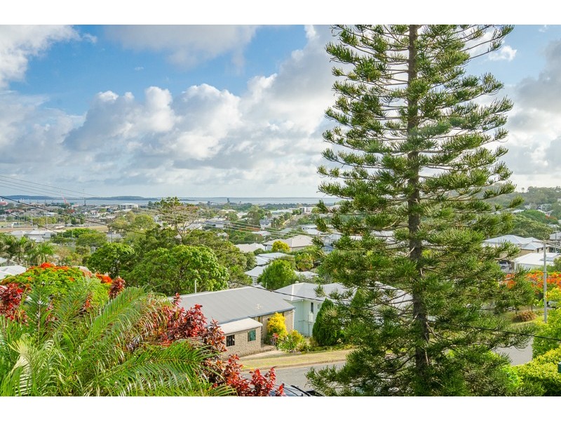 13 Williamson Street, West Gladstone QLD 4680