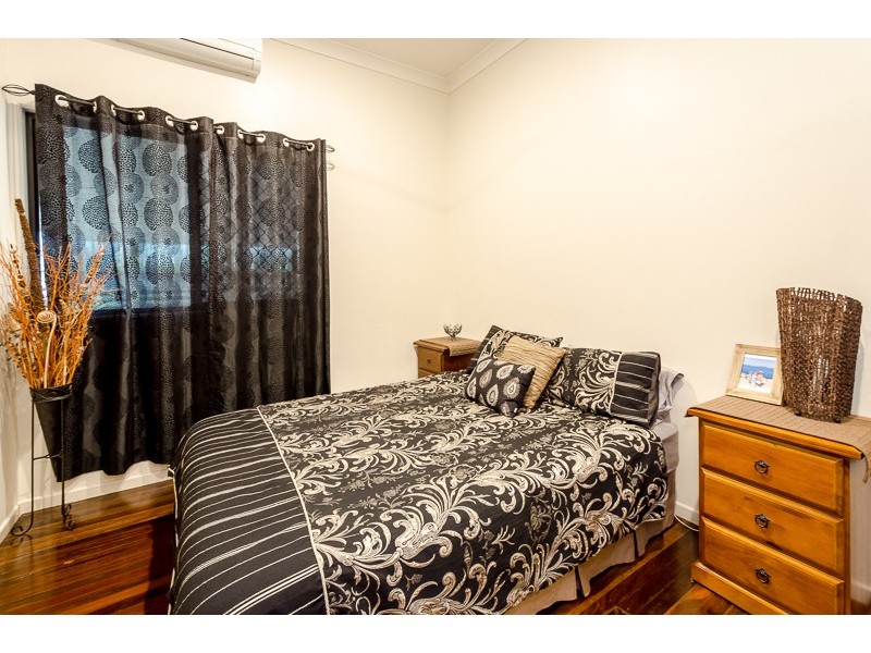 13 Williamson Street, West Gladstone QLD 4680