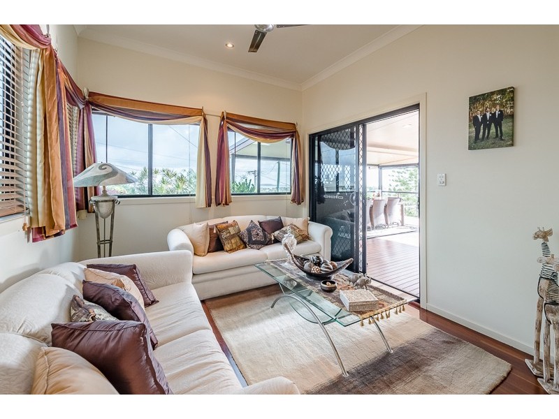 13 Williamson Street, West Gladstone QLD 4680