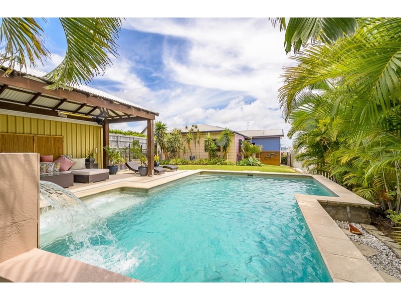13 Williamson Street, West Gladstone QLD 4680
