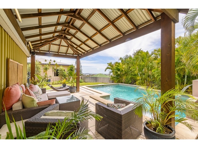 13 Williamson Street, West Gladstone QLD 4680