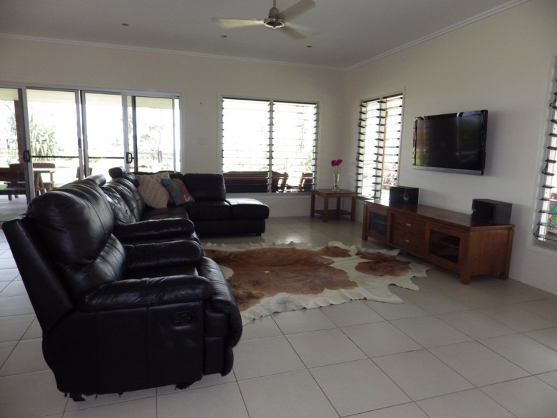 Bororen QLD 4678