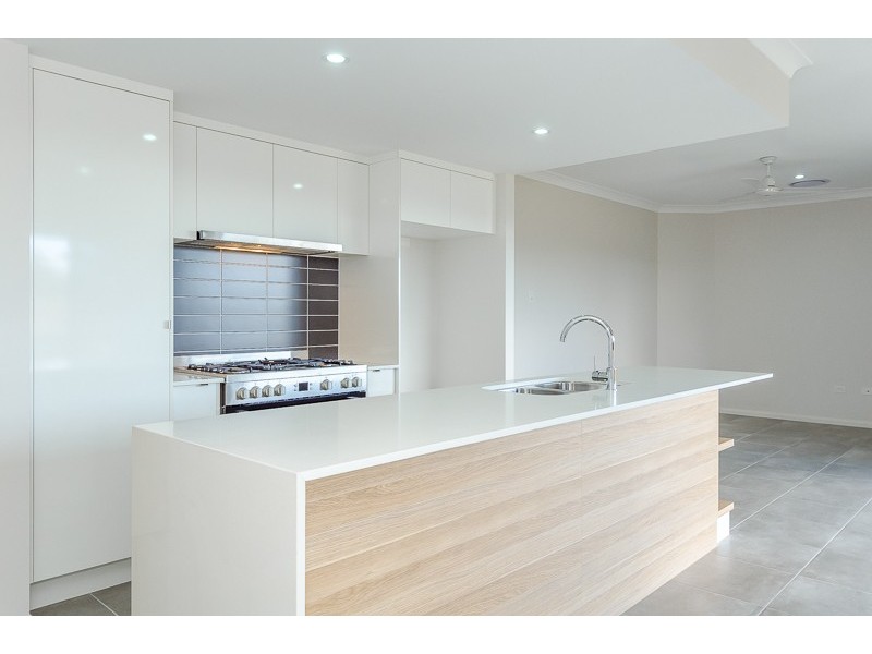 39 Fitzroy Avenue, Clinton QLD 4680