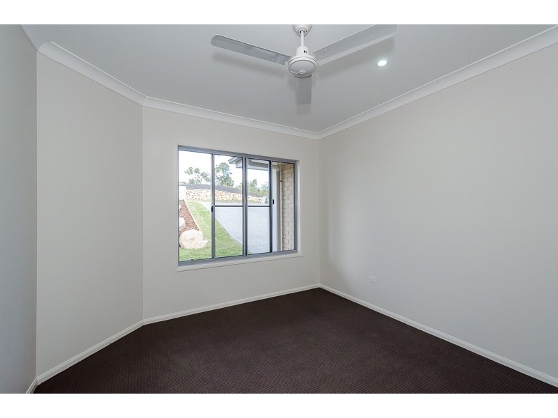 39 Fitzroy Avenue, Clinton QLD 4680