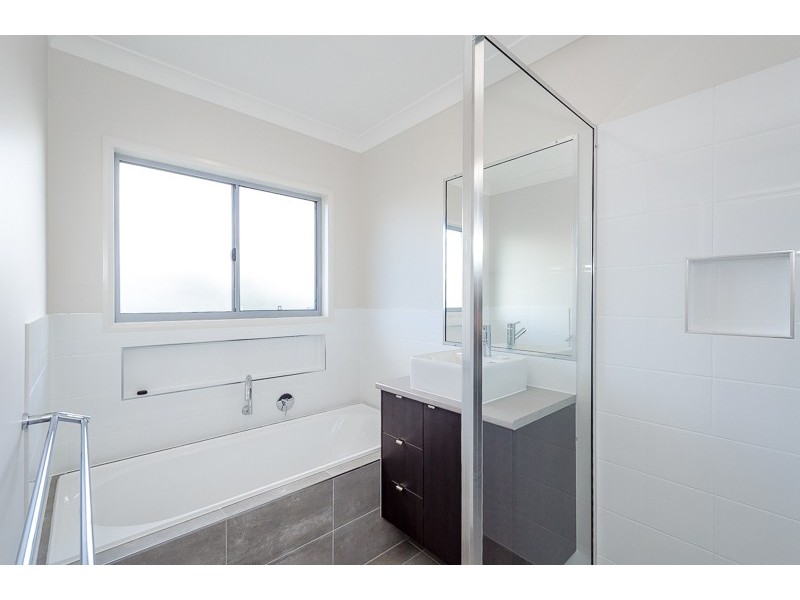 39 Fitzroy Avenue, Clinton QLD 4680