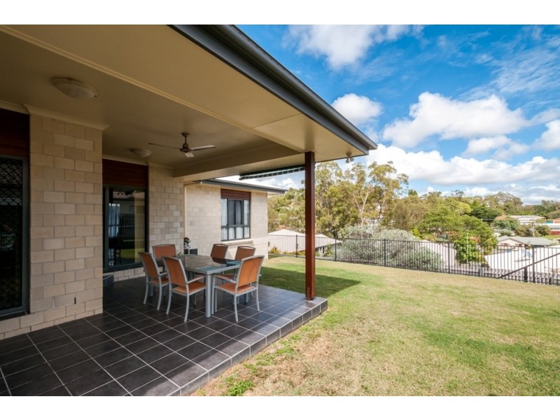 25 Larcom Rise, West Gladstone QLD 4680
