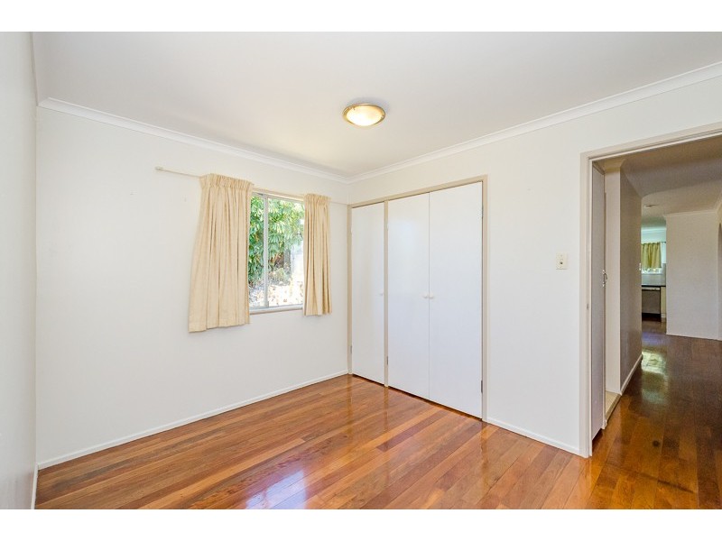 22 STEWART STREET, West Gladstone QLD 4680
