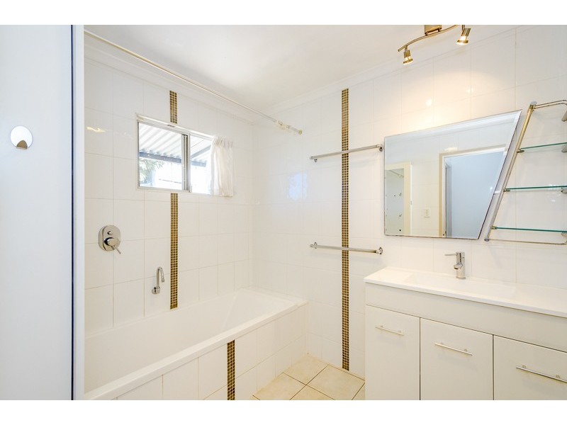 22 STEWART STREET, West Gladstone QLD 4680