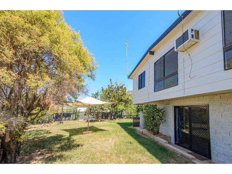 22 STEWART STREET, West Gladstone QLD 4680