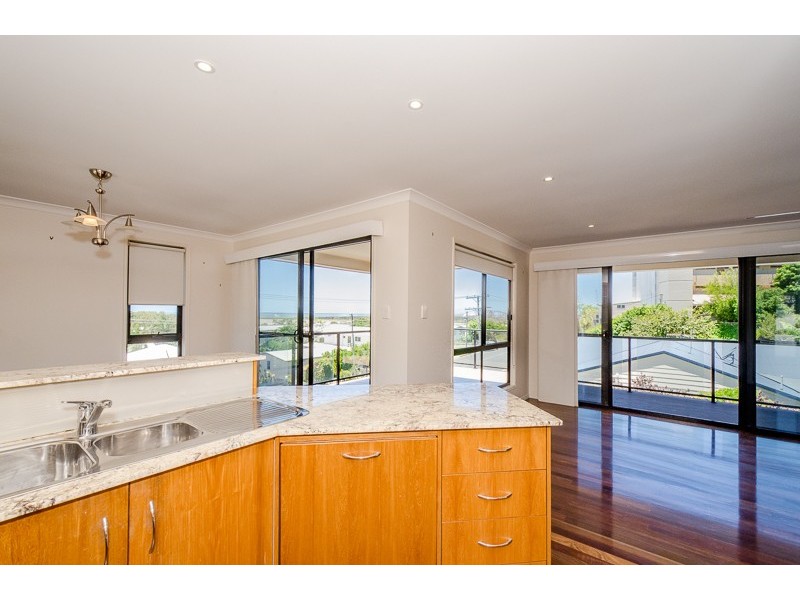 27 AGNES STREET, South Gladstone QLD 4680