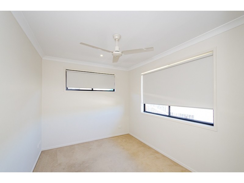 27 AGNES STREET, South Gladstone QLD 4680