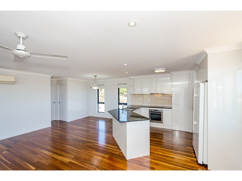 27a AGNES STREET, South Gladstone QLD 4680