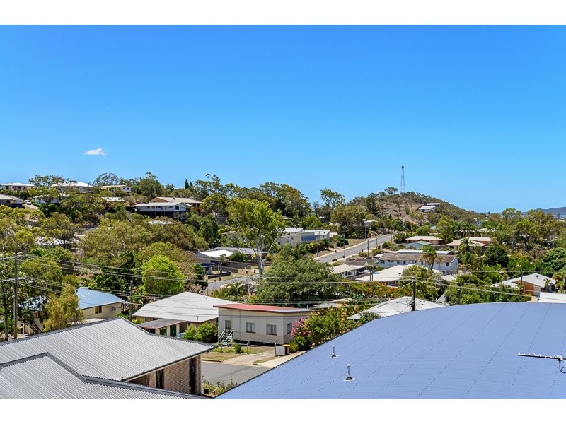 27a AGNES STREET, South Gladstone QLD 4680