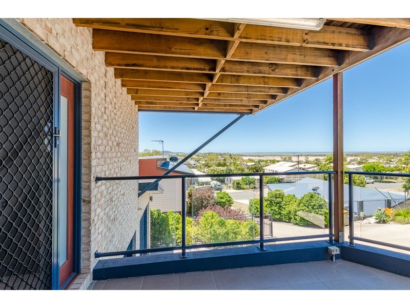 27a AGNES STREET, South Gladstone QLD 4680