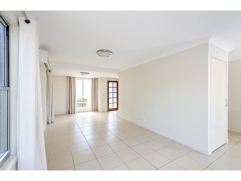 1/18 MCCANN STREET, South Gladstone QLD 4680